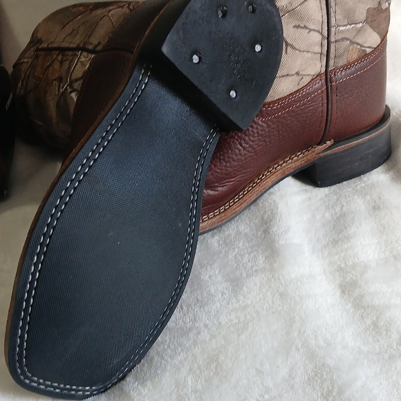 Old West Brown and Camouflage Cowboy Boots - Picture 7 of 11
